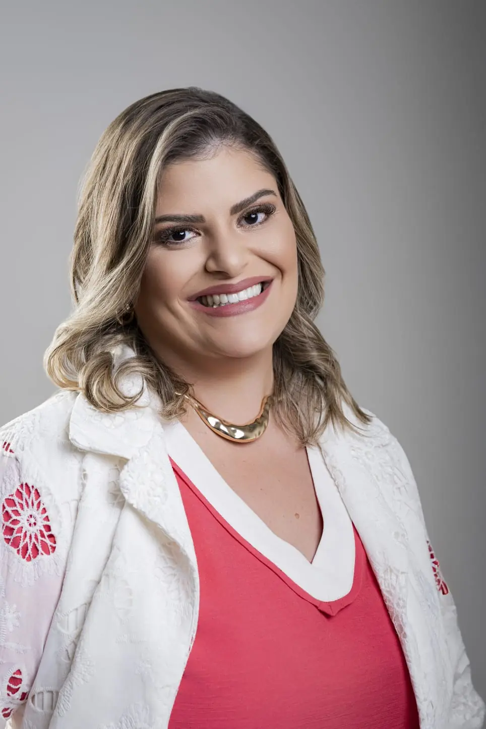 Dra Larissa Pirola
